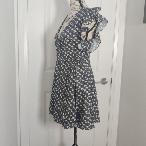Urban Outfitters Josey Ruffle Mini Wrap Dress โ Size XS - Picture 3 of 9
